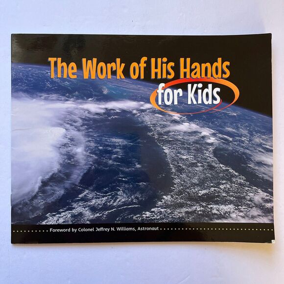 Lot of 4 Childrens Books Paperback Educational Non Fiction Animals Outer Space - Picture 10 of 12